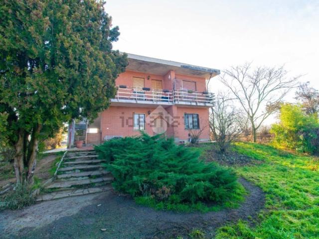 Villetta bifamiliare in vendita di 150 m² in Via Volpiano, 240
