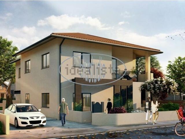 Villetta bifamiliare in vendita di 150 m² in Via Campania, 34