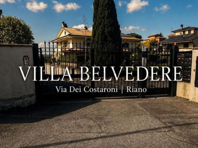 Villetta bifamiliare in vendita di 150 m² in Via dei Costaroni, 87