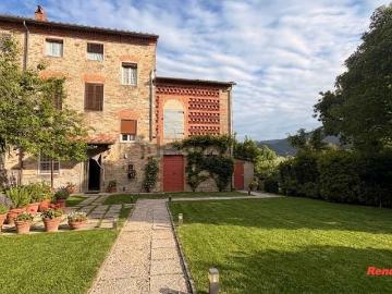 Villetta bifamiliare in vendita di 150 m² in Via dei Centoni