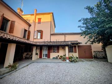 Villetta bifamiliare in vendita di 150 m² in Via del Primaro, 61