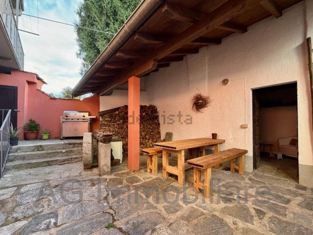 Villetta bifamiliare in vendita di 150 m² in Via dell&apos Assunta, 20