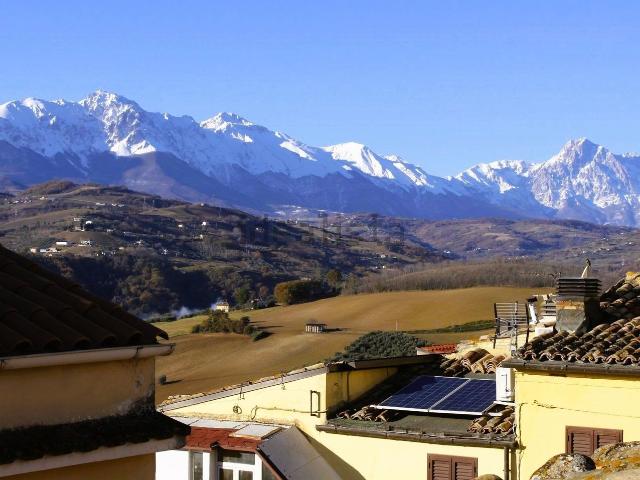 Villetta bifamiliare in vendita di 150 m² in Via Duca Abruzzi