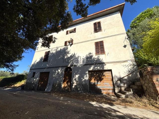 Villetta bifamiliare in vendita di 150 m² in Via Giovanni Ecchio, 7