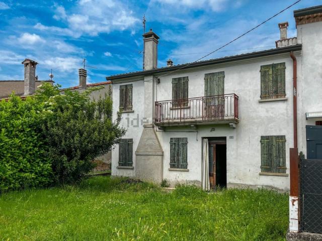 Villetta bifamiliare in vendita di 150 m² in Via Agusparo