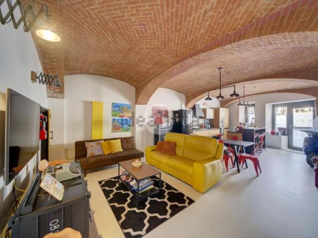 Villetta bifamiliare in vendita di 150 m² in Via Monte Grappa, 62