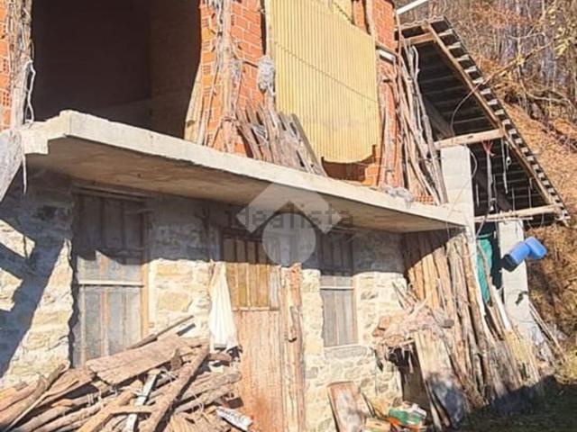 Villetta bifamiliare in vendita di 150 m² in Via Murasse, 86