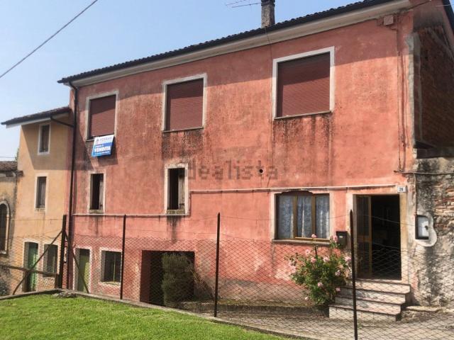 Villetta bifamiliare in vendita di 150 m² in Via Scoladori