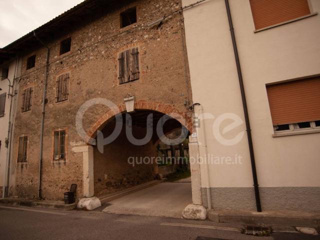 Villetta bifamiliare in vendita di 150 m² in Via Santa Margherita del Gruagno