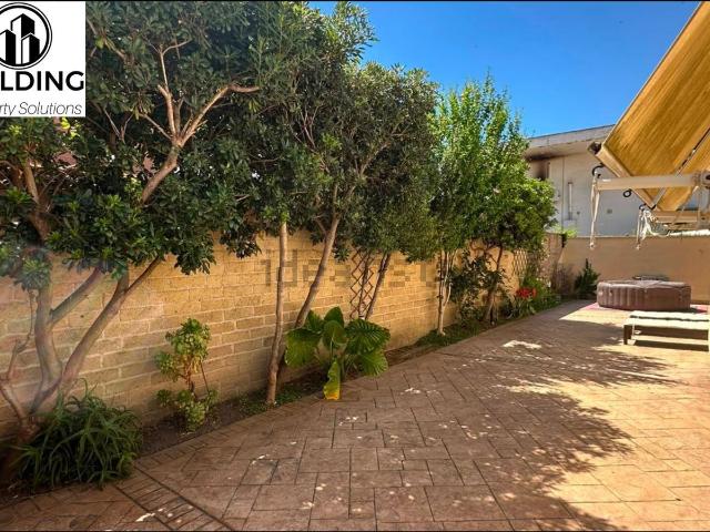 Villetta bifamiliare in vendita di 150 m² in Via Serrenti