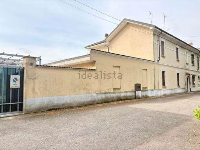 Villetta bifamiliare in vendita di 150 m² in Viale dei Tigli, 45