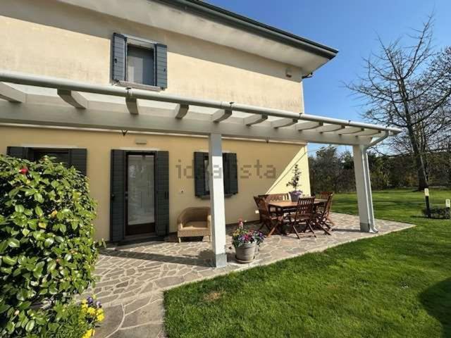 Villetta bifamiliare in vendita di 150 m²