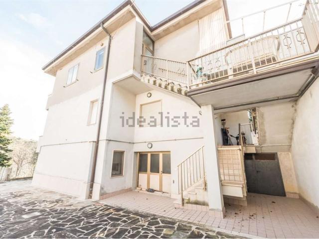 Villetta bifamiliare in vendita di 150 m²