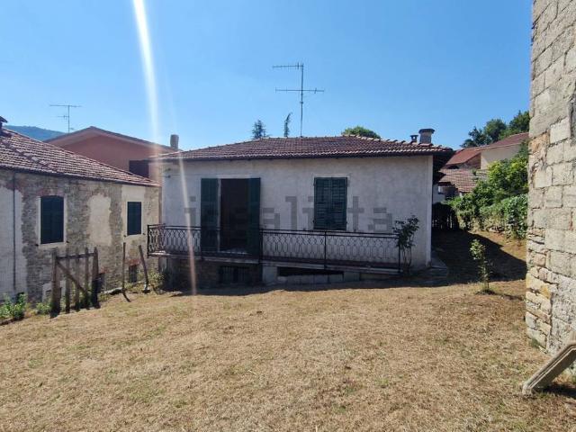 Villetta bifamiliare in vendita di 150 m²