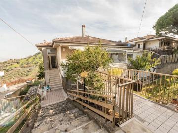 Villetta bifamiliare in vendita di 150 m²