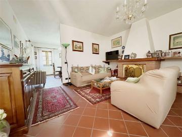 Villetta bifamiliare in vendita di 150 m²