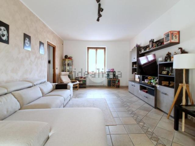 Villetta bifamiliare in vendita di 152 m² in Località Cunoni, 34