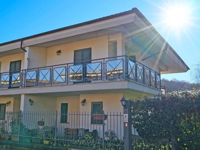 Villetta bifamiliare in vendita di 152 m² in Via Terre dei Consoli, 1
