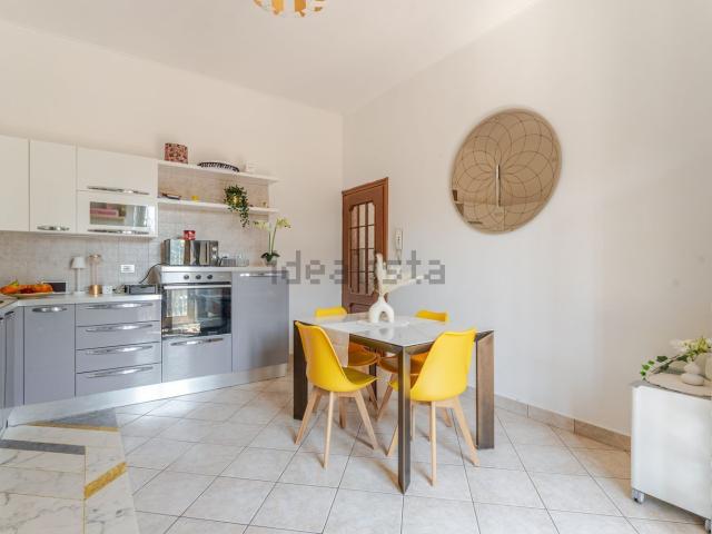 Villetta bifamiliare in vendita di 152 m² in Via Cesare da Sesto, 20