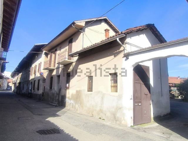 Villetta bifamiliare in vendita di 154 m² in Via B. Debais, 41