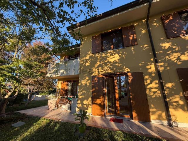 Villetta bifamiliare in vendita di 154 m²