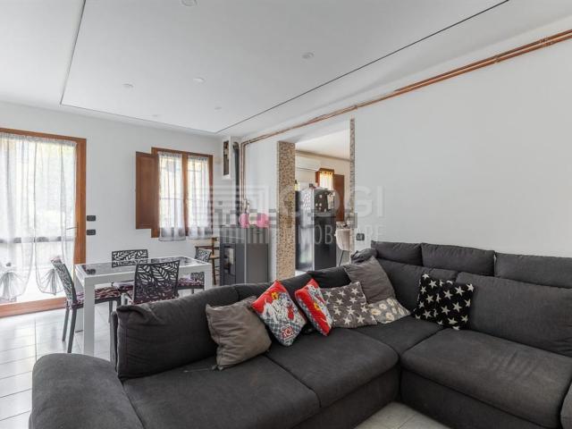 Villetta bifamiliare in vendita di 154 m²