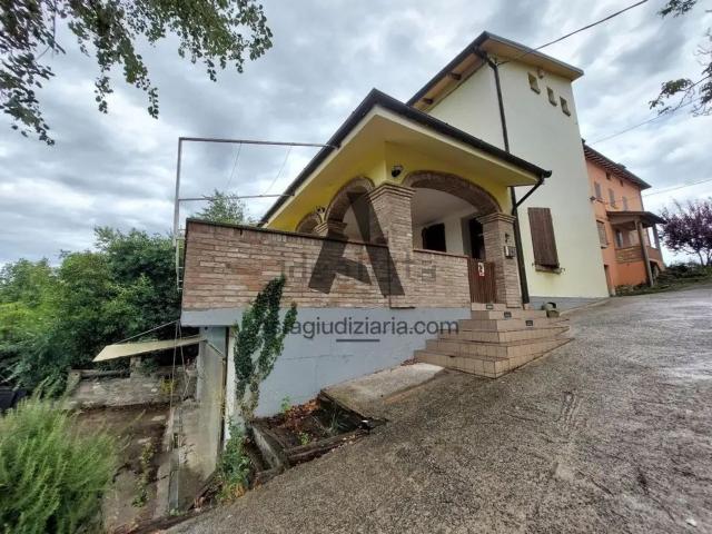 Villetta bifamiliare in vendita di 155 m² in Via Ospitaletto, 1923