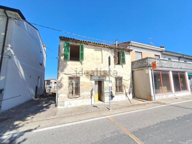 Villetta bifamiliare in vendita di 155 m² in Via Petrosa, 341