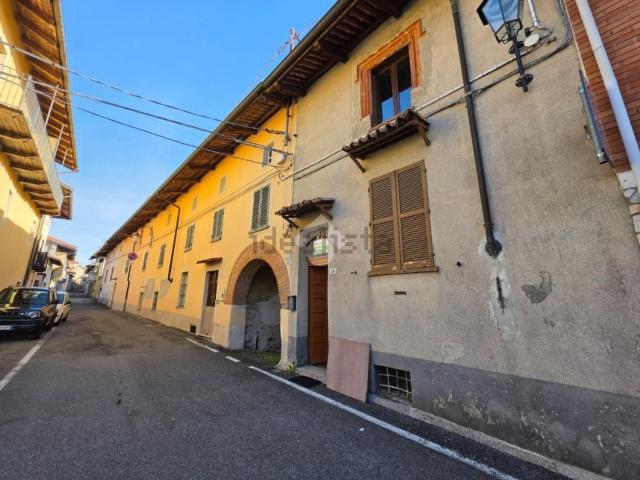 Villetta bifamiliare in vendita di 155 m² in Via Roma, 28