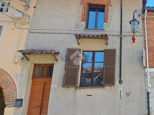 Villetta bifamiliare in vendita di 155 m² in Via Roma, 28