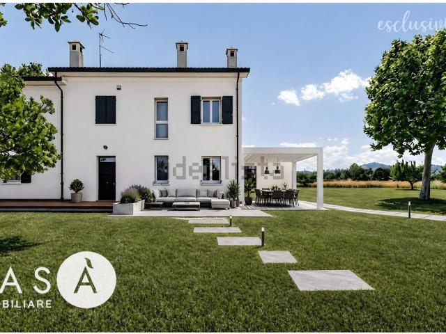 Villetta bifamiliare in vendita di 155 m² in Via Saraceta, 87
