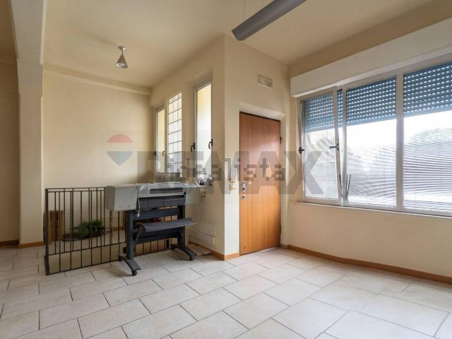 Villetta bifamiliare in vendita di 156 m² in Via Crocifisso, 9