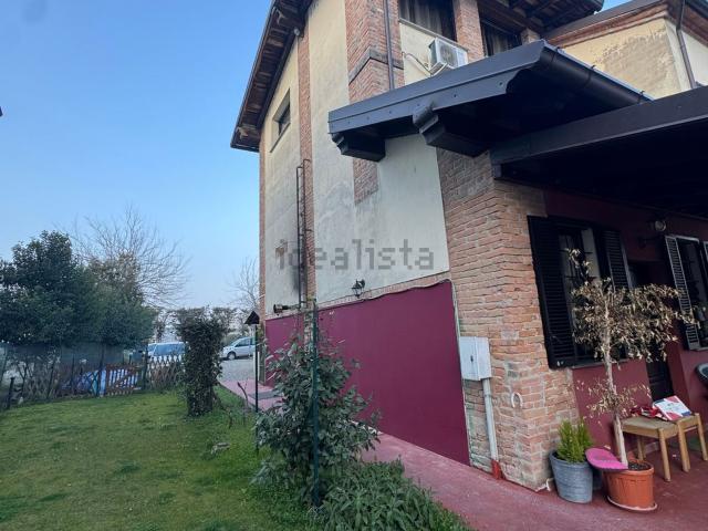 Villetta bifamiliare in vendita di 156 m² in Via dell&apos  Industria