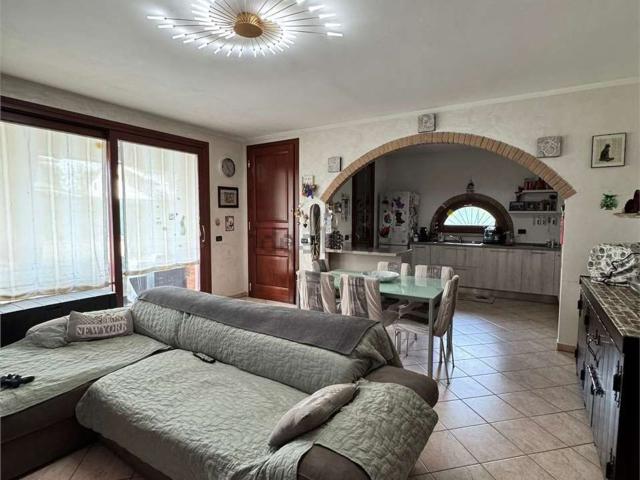 Villetta bifamiliare in vendita di 156 m²