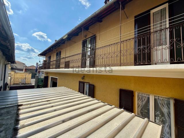 Villetta bifamiliare in vendita di 158 m² in Via Vescovo Sola, 4