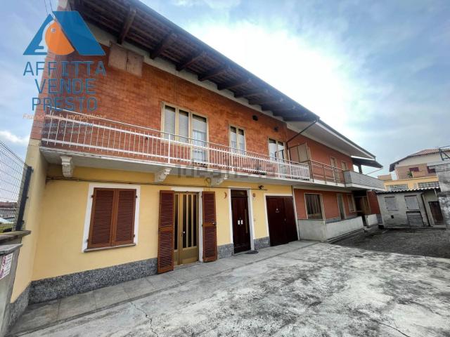 Villetta bifamiliare in vendita di 158 m² in Via per Casale, 8