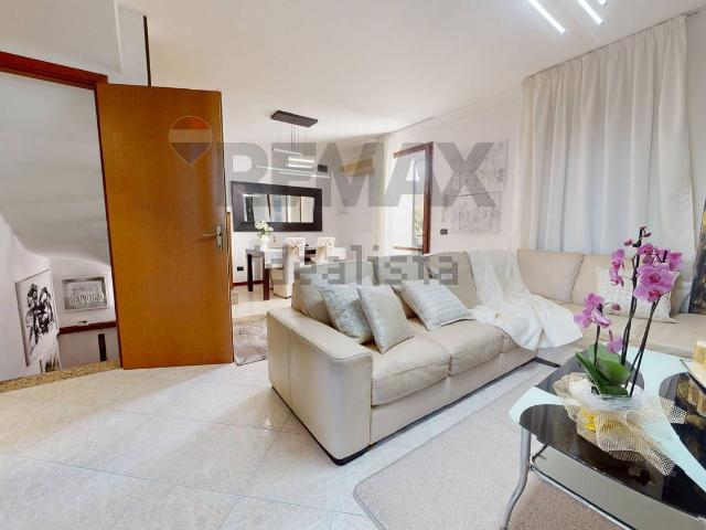 Villetta bifamiliare in vendita di 159 m²