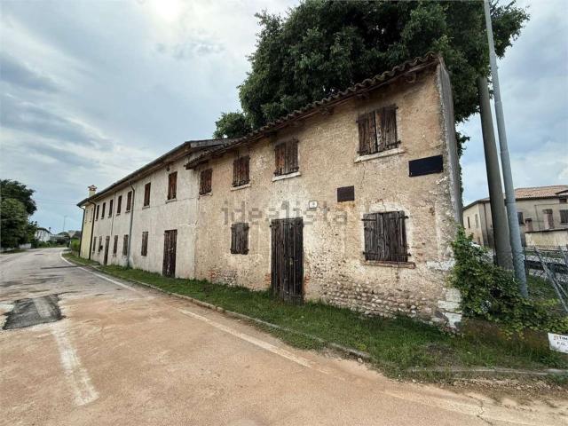 Villetta bifamiliare in vendita di 163 m² in Via Castagnole