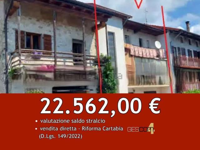 Villetta bifamiliare in vendita di 163 m² in Via della Croce