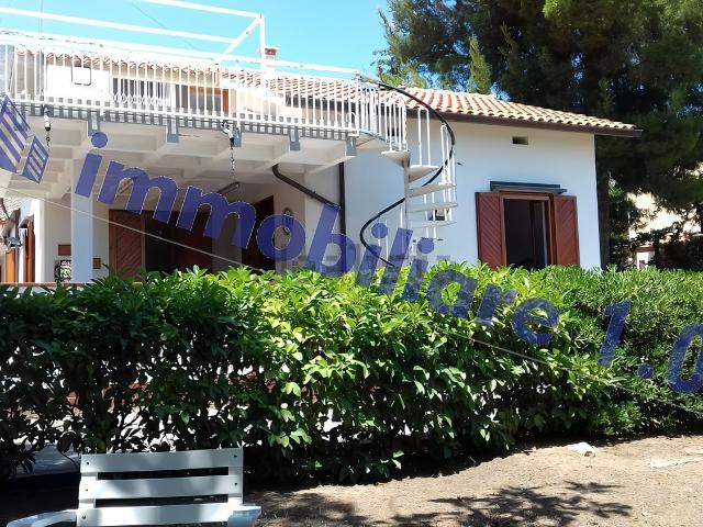 Villetta bifamiliare in vendita di 160 m² in Contrada Scopello