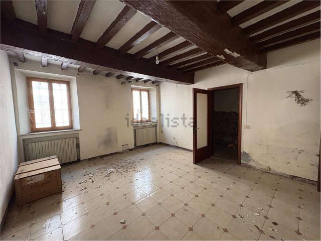 Villetta bifamiliare in vendita di 160 m² in Piazza Patrioti