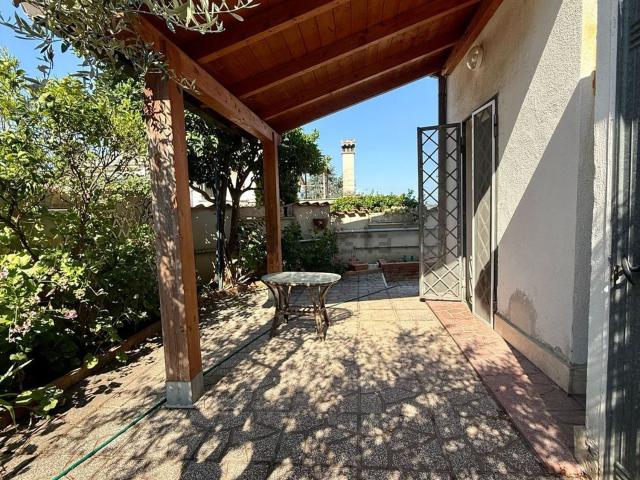 Villetta bifamiliare in vendita di 160 m² in Via Burano, 6