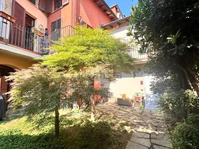 Villetta bifamiliare in vendita di 160 m² in Via della Zecca, 3