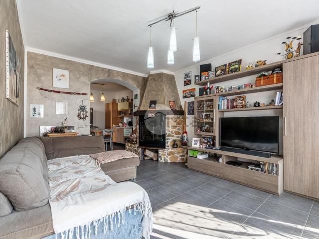 Villetta bifamiliare in vendita di 160 m² in Via Droetto, 16
