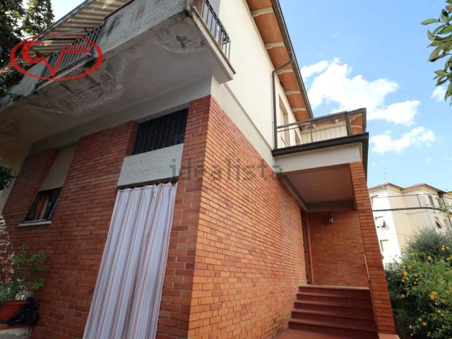Villetta bifamiliare in vendita di 160 m² in Via Mincio
