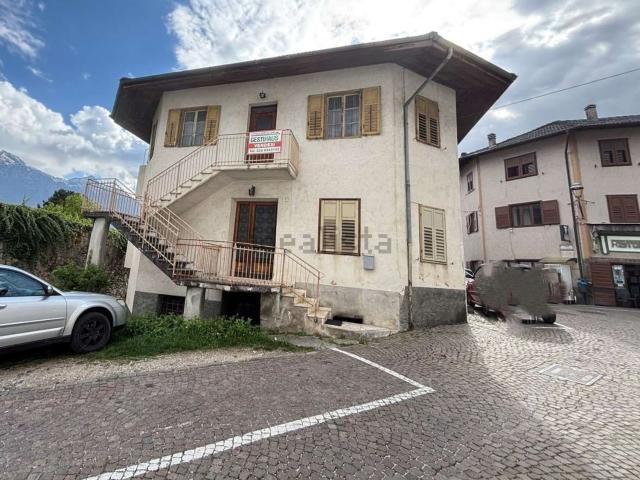 Villetta bifamiliare in vendita di 160 m² in Via Pretorio