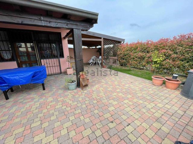 Villetta bifamiliare in vendita di 160 m² in Via Preziosa, 2
