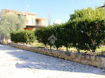 Villetta bifamiliare in vendita di 160 m² in Via Santa Domenica, 4