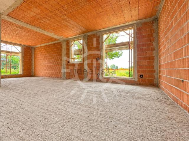 Villetta bifamiliare in vendita di 160 m² in Via San Vitale Est