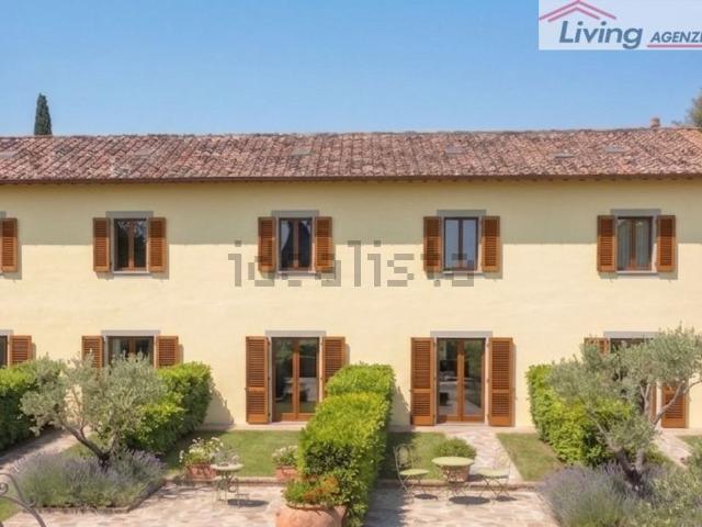 Villetta bifamiliare in vendita di 160 m²